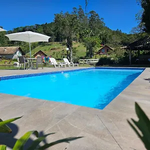Alojamento de Turismo Selvagem Chales Pomerode, Pomerode